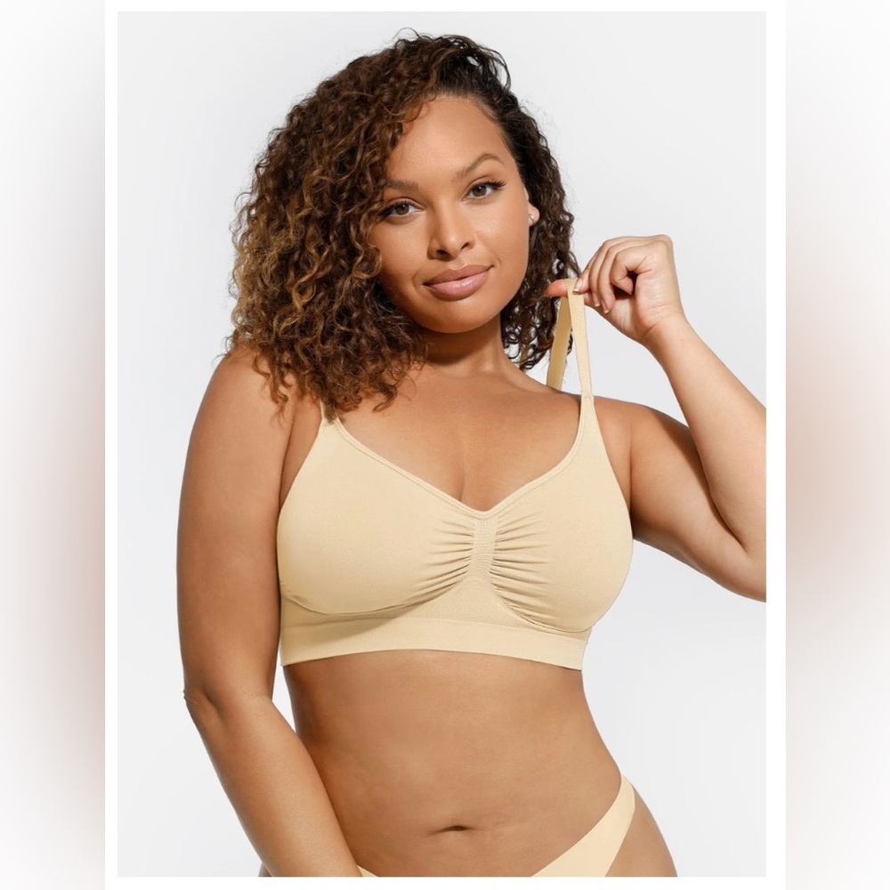 FEELINGIRL EVERYDAY WIRELESS BRA UNLINED SOFT BRA in Buttercream - Small - NWT